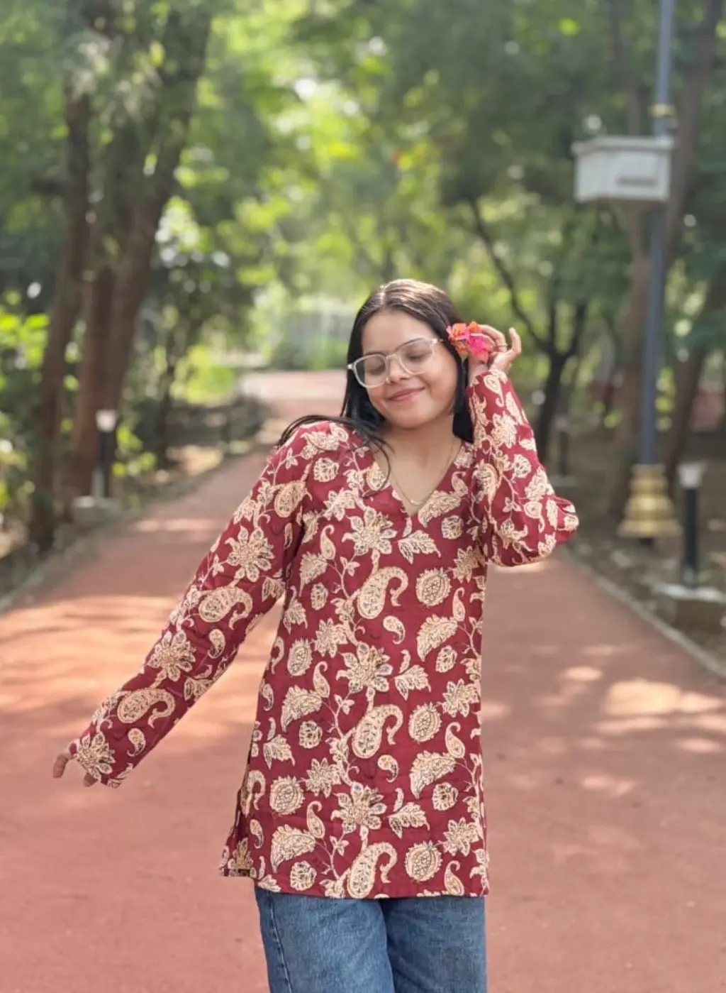 बेला - V-Neck Full Sleeves Kurti